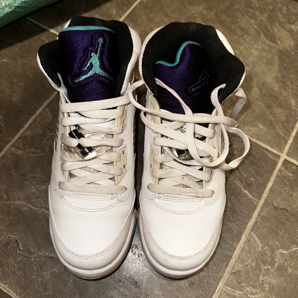 Grape 5 Size 6.5